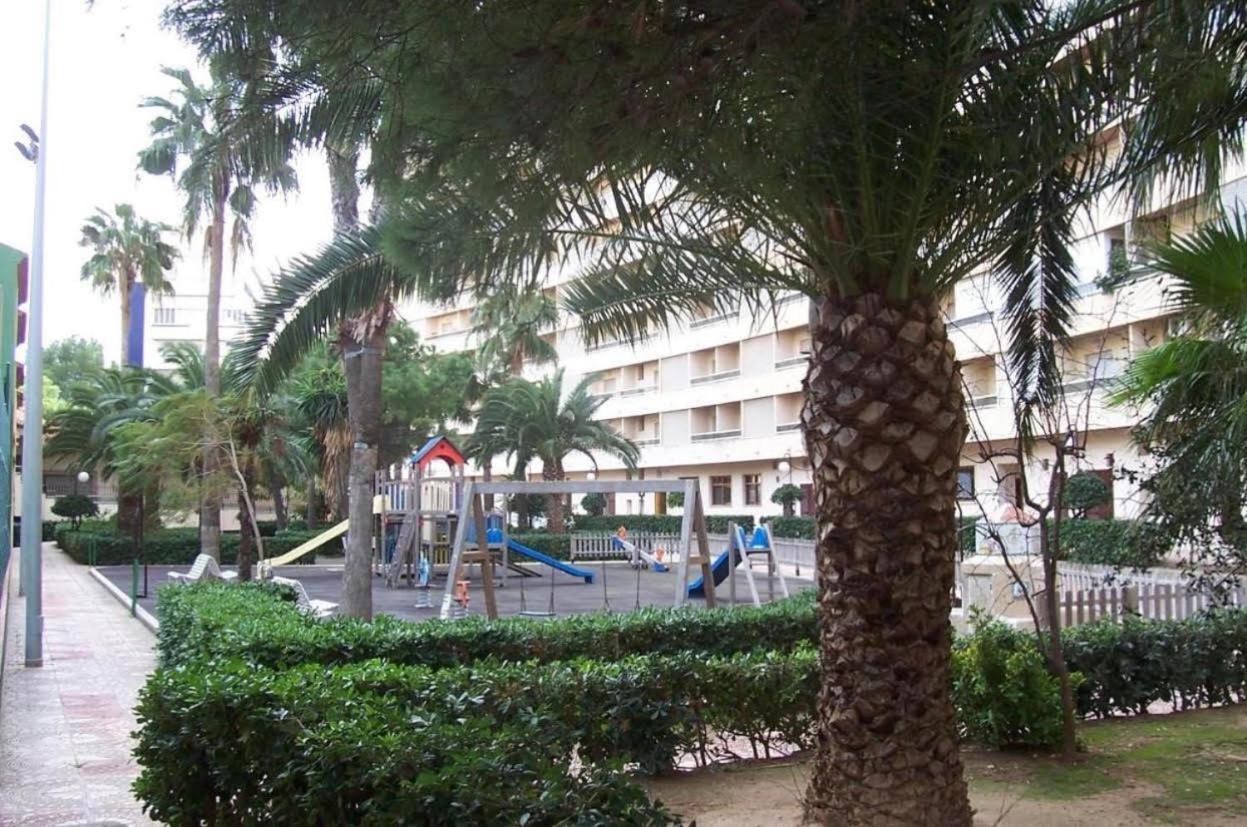 Nuevo, Primera Linea De Playa, Con Piscina Y Vistas Al Mar Кульєра Екстер'єр фото