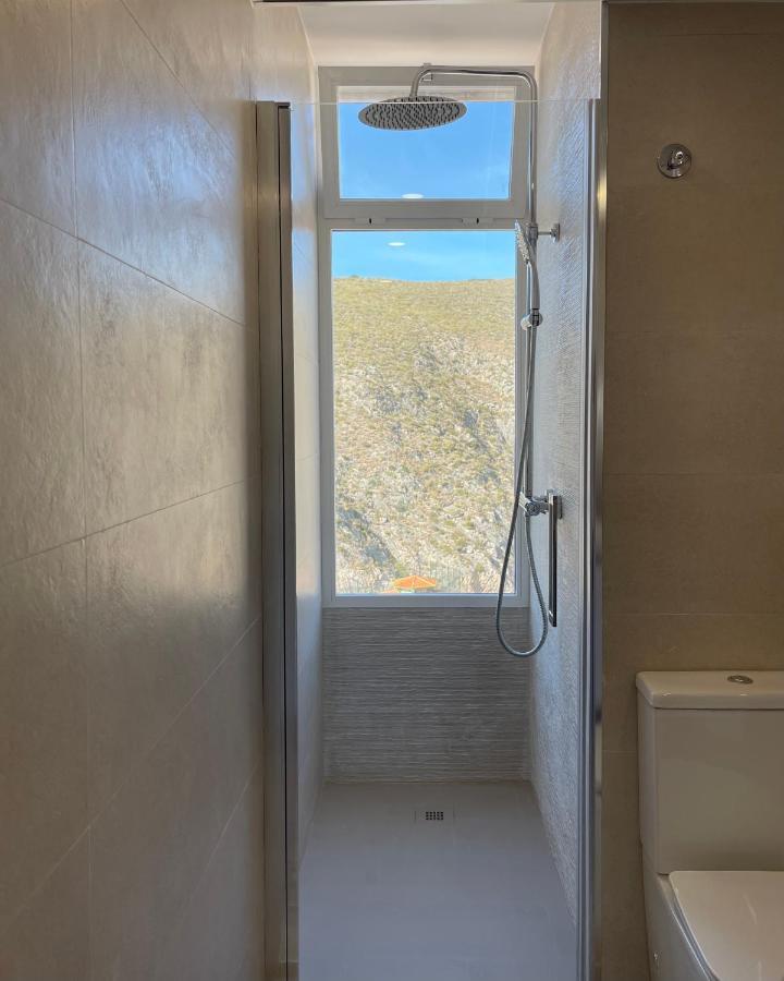 Nuevo, Primera Linea De Playa, Con Piscina Y Vistas Al Mar Кульєра Екстер'єр фото